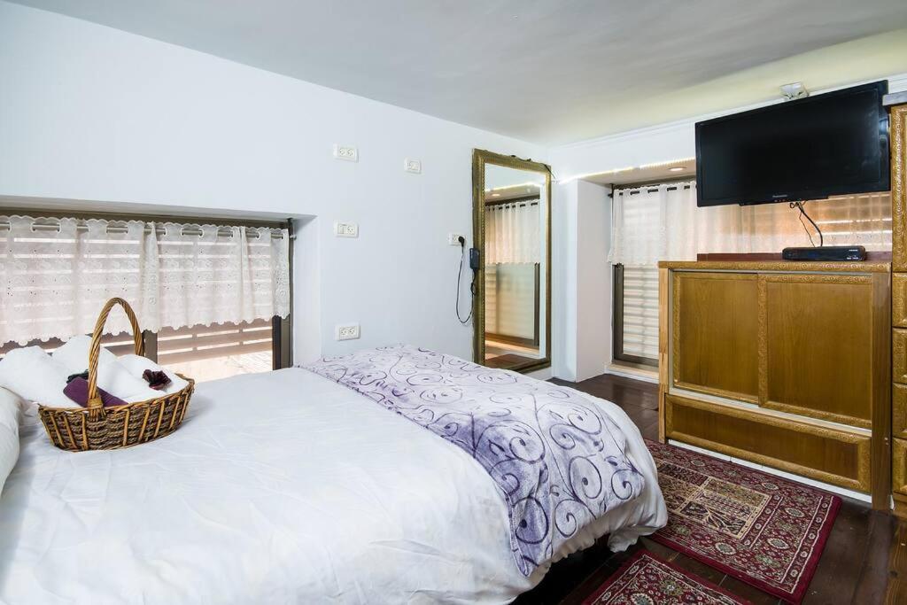 Ahuzat Shaul - Apartment Hadera Exteriör bild