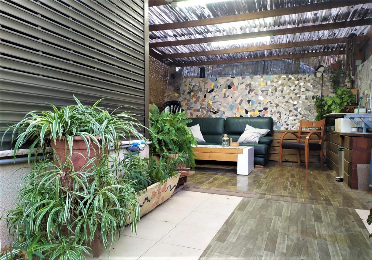 Ahuzat Shaul - Apartment Hadera Exteriör bild
